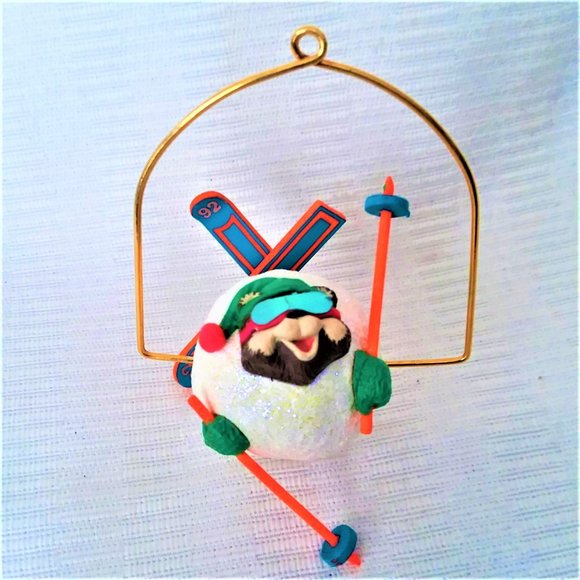 Ornament Hallmark Keepsake Skiing Round 1992 Snowball Christmas Tree Holiday Fun - Picture 2 of 5